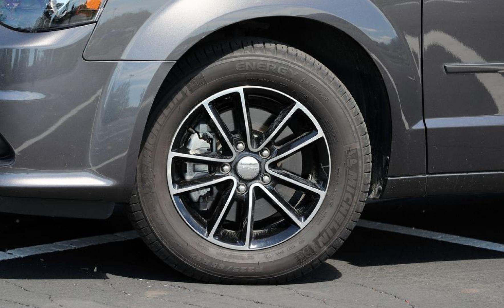 2017 Silver /Black Dodge Grand Caravan GT (2C4RDGEG0HR) with an 3.6L V6 DOHC 24V engine, 6A transmission, located at 3160 South Valley View Blvd, Las Vegas, NV, 89146, (888) 750-6845, 36.132458, -115.190247 - The 2017 Dodge Grand Caravan is all about transporting a bunch of people at an affordable price. This seven-passenger minivan undercuts its least expensive competitor by thousands of dollars when new. Even when loaded to the hilt with options, the price tag doesn't come close to its high-rent rivals - Photo#7