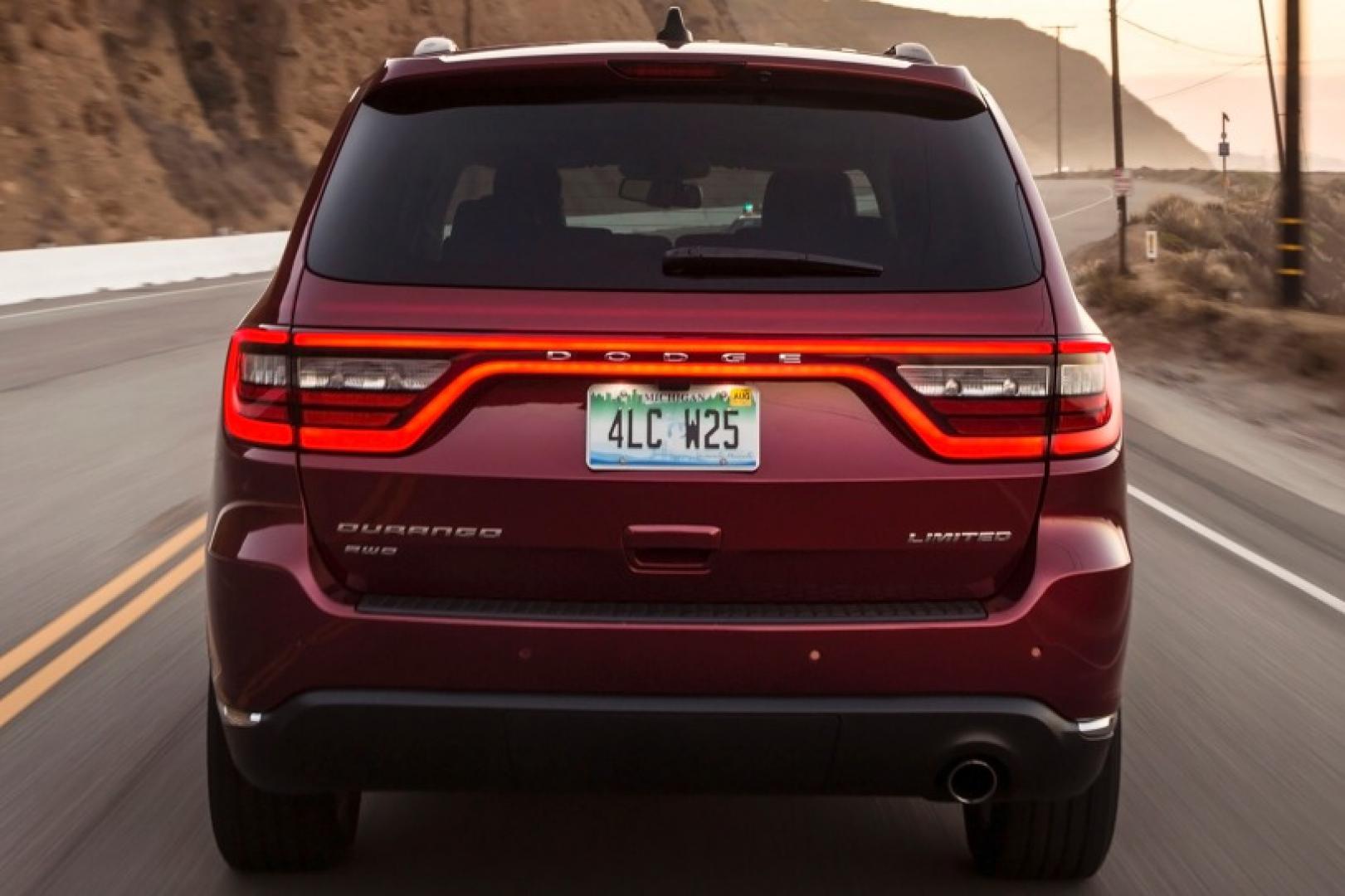 2014 Burgundy /Tan Dodge Durango Limited AWD (1C4RDJDGXEC) with an 3.6L V6 DOHC 24V engine, 8-Speed Automatic transmission, located at 3160 South Valley View Blvd, Las Vegas, NV, 89146, (888) 750-6845, 36.132458, -115.190247 - Thanks to its welcoming interior and excellent highway manners, the 2014 Dodge Durango is a great choice for a seven-passenger SUV. vehicle overview The 2014 Dodge Durango is one of our favorite options for a six- or seven-passenger SUV. The current generation not only has the roomy seating and - Photo#3