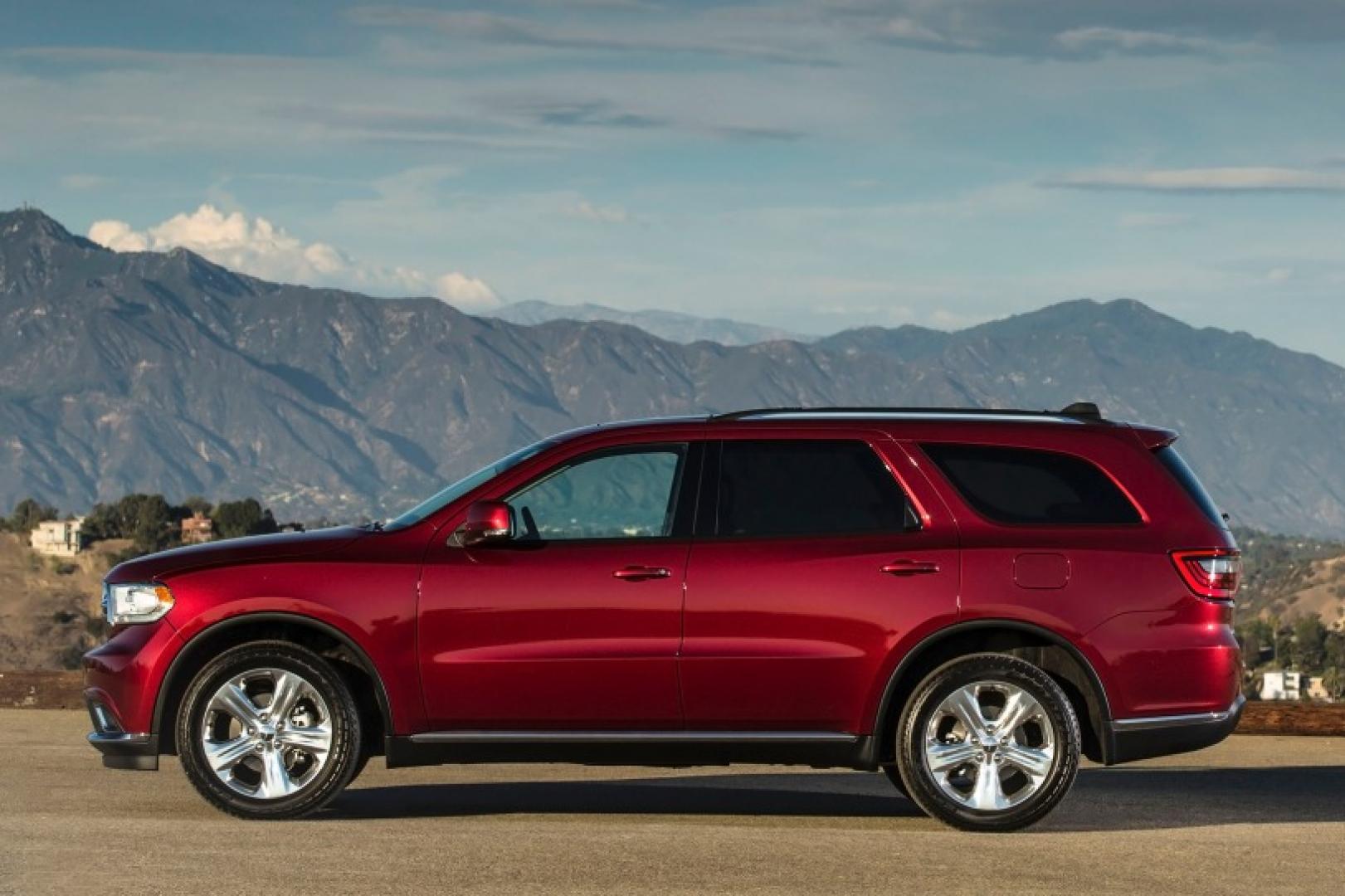 2014 Burgundy /Tan Dodge Durango Limited AWD (1C4RDJDGXEC) with an 3.6L V6 DOHC 24V engine, 8-Speed Automatic transmission, located at 3160 South Valley View Blvd, Las Vegas, NV, 89146, (888) 750-6845, 36.132458, -115.190247 - Thanks to its welcoming interior and excellent highway manners, the 2014 Dodge Durango is a great choice for a seven-passenger SUV. vehicle overview The 2014 Dodge Durango is one of our favorite options for a six- or seven-passenger SUV. The current generation not only has the roomy seating and - Photo#6